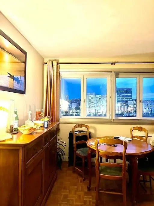 شقة The Cosy Eiffel باريس
