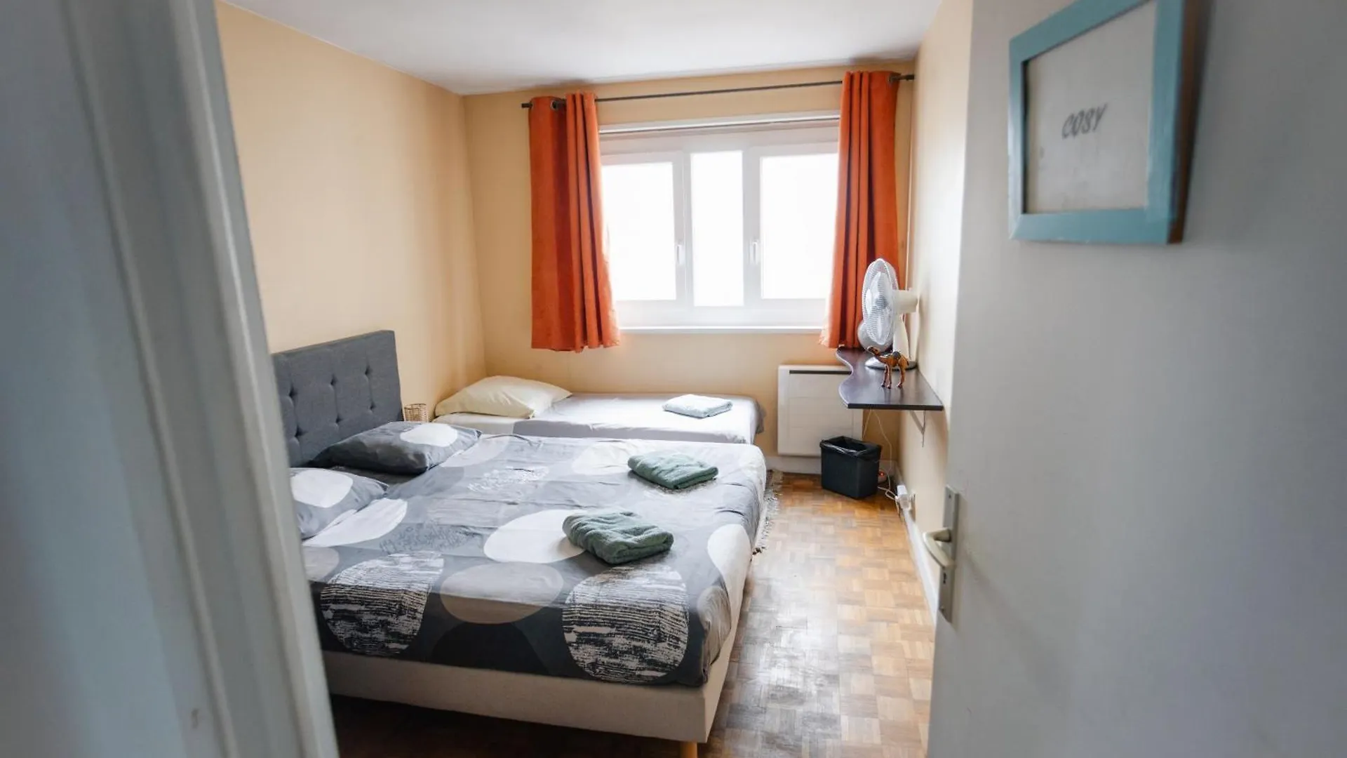 The Cosy Eiffel Apartment Paris